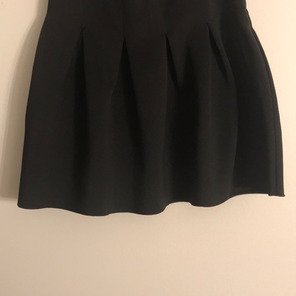 Express Black Pleated Flare Skirt - Picture 3 of 8